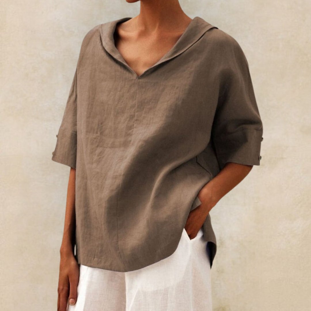 Ylvie | Classic linen blouse with V-neck