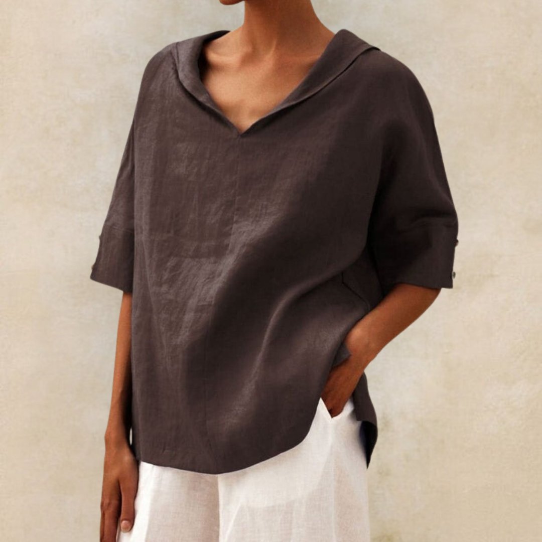 Ylvie | Classic linen blouse with V-neck
